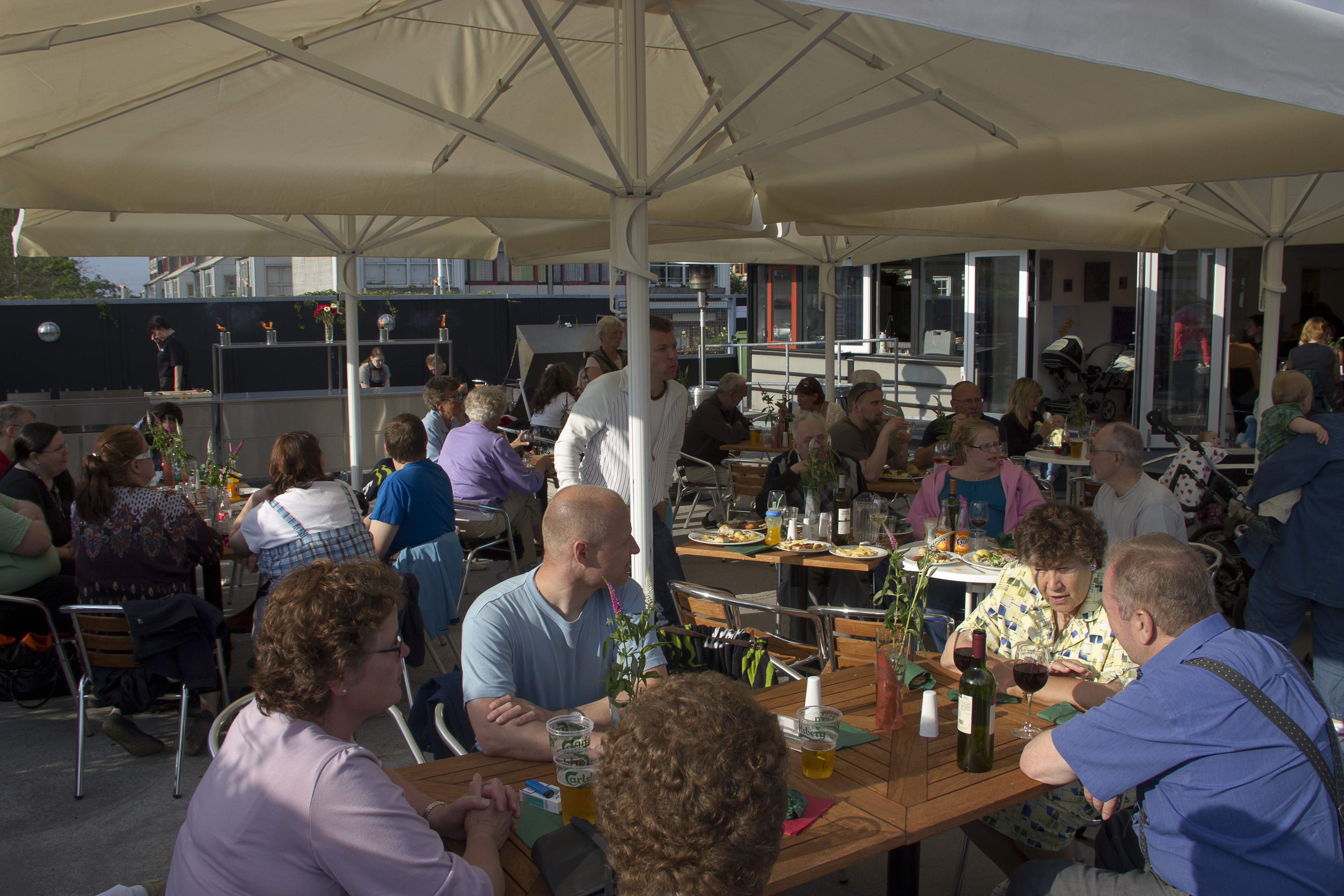 Cafe 13, terrassen